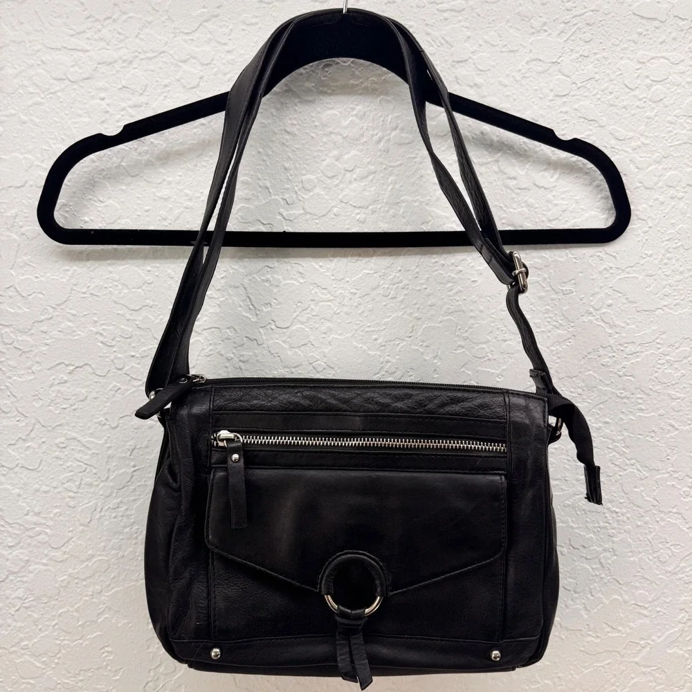 Great American Leather Works Black Leather Crossbody Organizer Bag Silver Ring